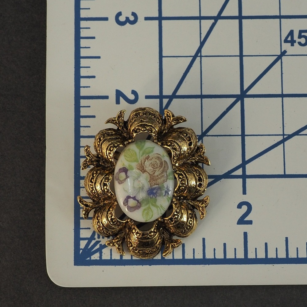 Vintage Brooch Pin Pink Rose Flower Porcelain Cameo Victorian Revival Gold Tone - Picture 2 of 7